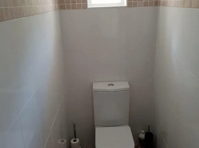 Fontaine D'amour سارلا لا كانيدا